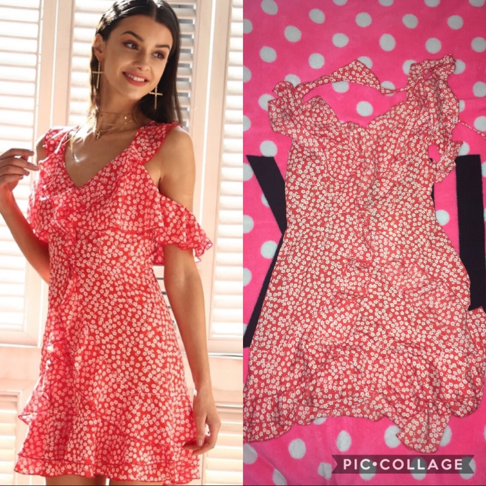 Cute red dress size large NWT